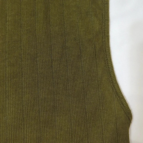 UO Mock Neck Drop Sleeve Top, Color Green Size XS-TP - Picture 6 of 12